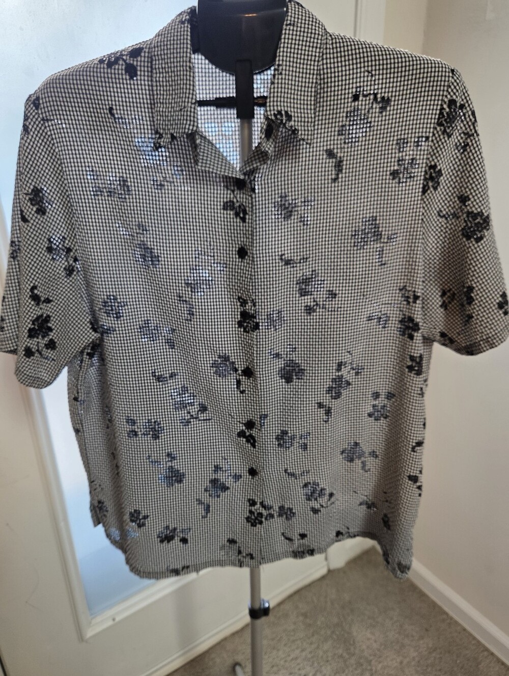 Vintage Sheer Black & White Floral Gingham Button Down Shirt Blouse Short Sleeve